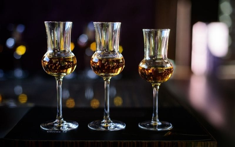 How to Host the Perfect Tasting Night at Home